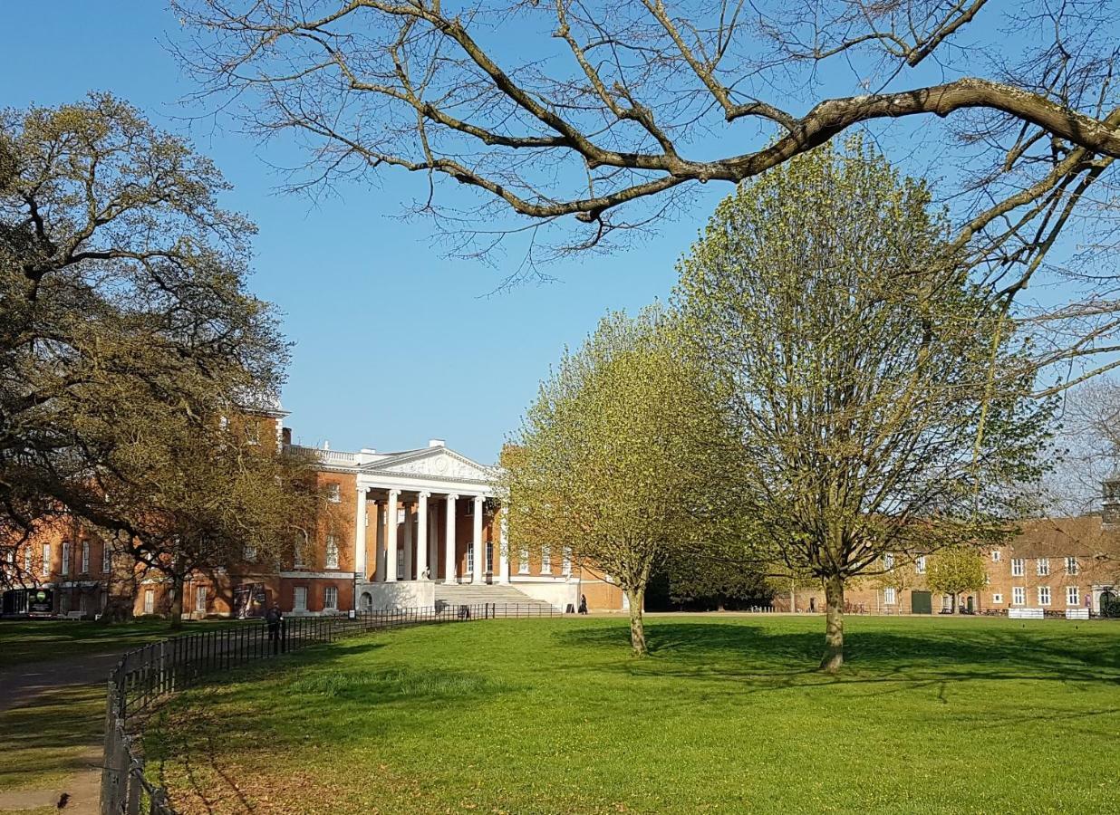 ايزلورث Osterley Studio Room المظهر الخارجي الصورة